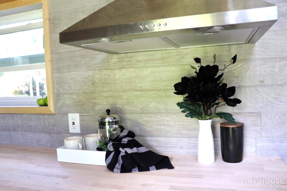 The Ultramodern - Tiny Mansion 458sqft  - Image 6 Thumbnail