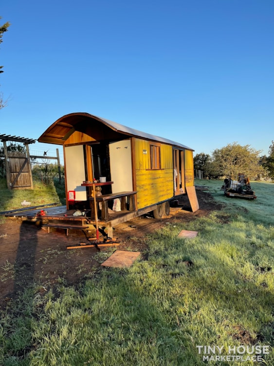 Think Roma Caravan - Image 1 Thumbnail