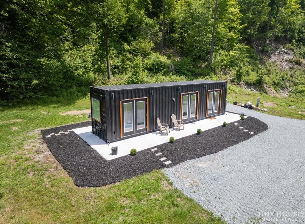 This could be the perfect retreat, and when not using it, an Airbnb rental. - Image 1 Thumbnail