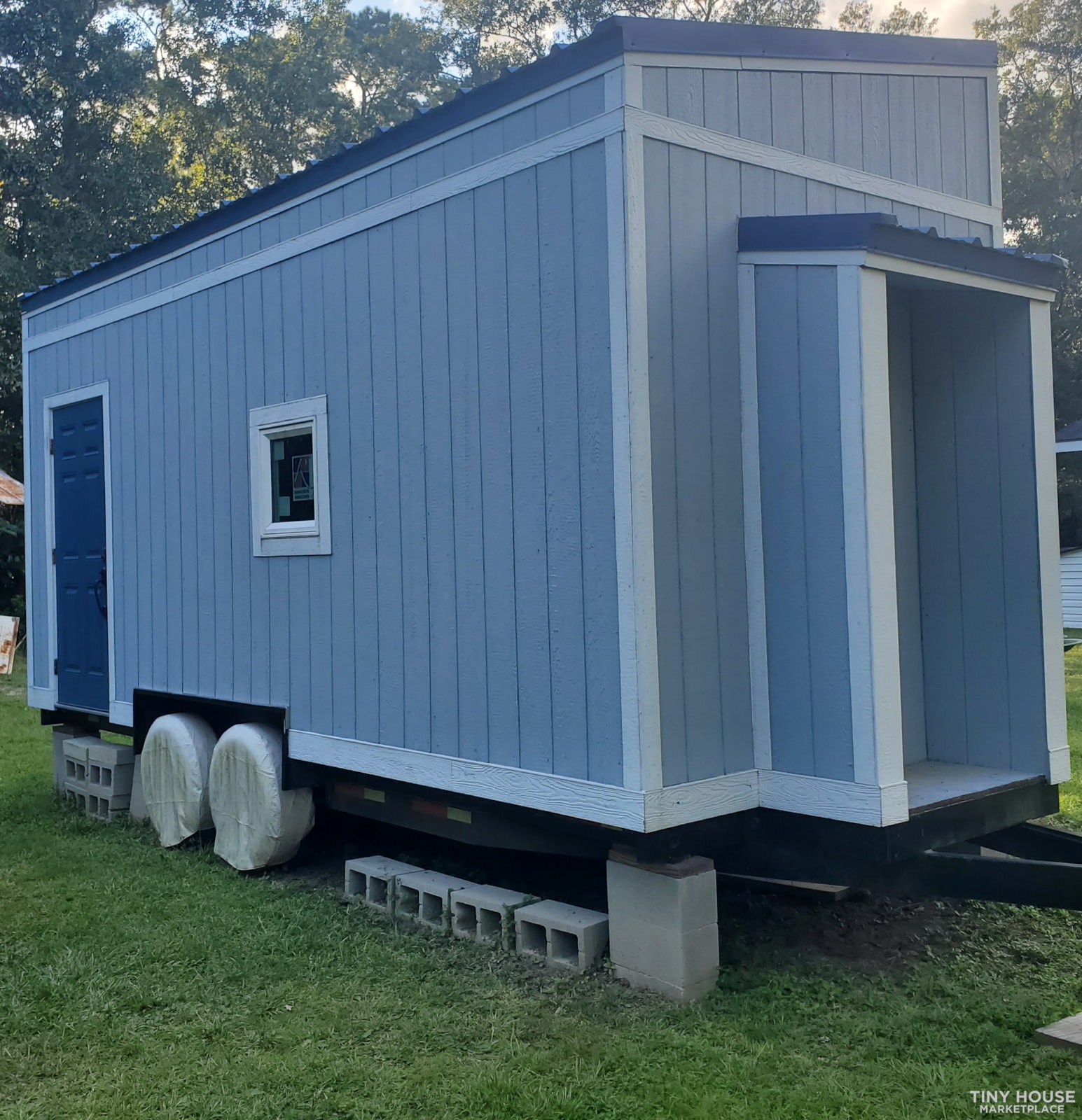 Premium 8×20 Metal-Framed THOW Shell with Reinforced Trailer