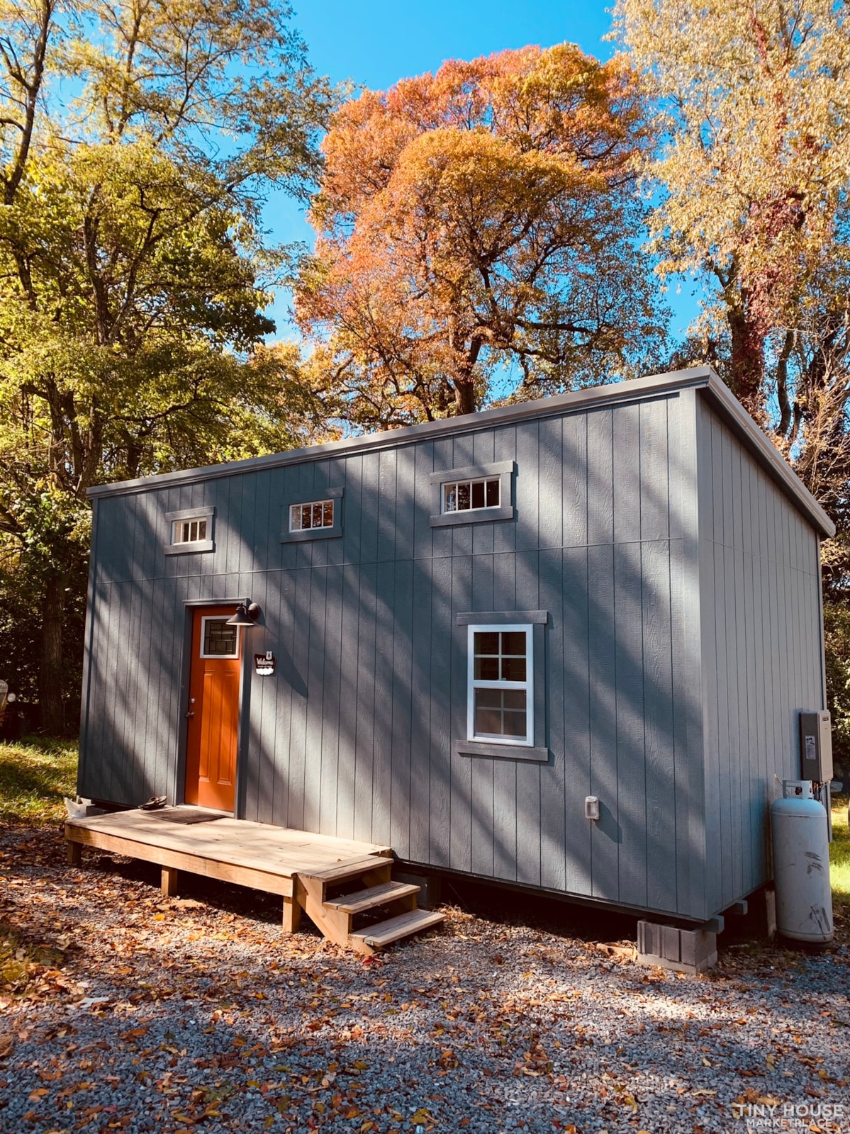 Tiny blue house - Image 2 Thumbnail