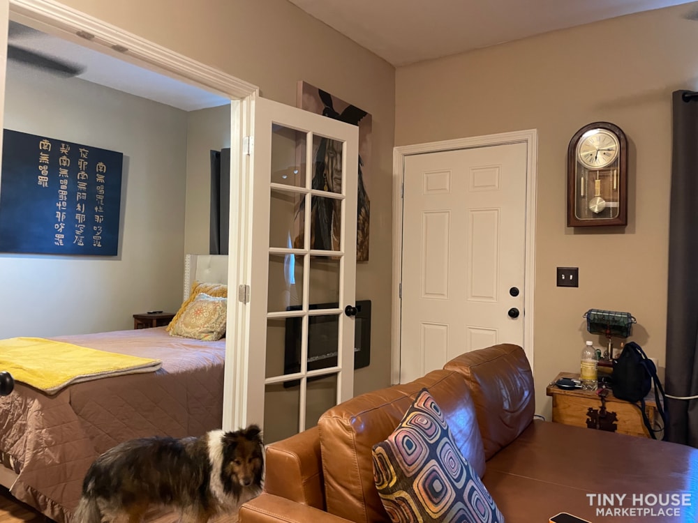 Tiny bungalow - Modern cabin - Airbnb - Business  - Image 2 Thumbnail