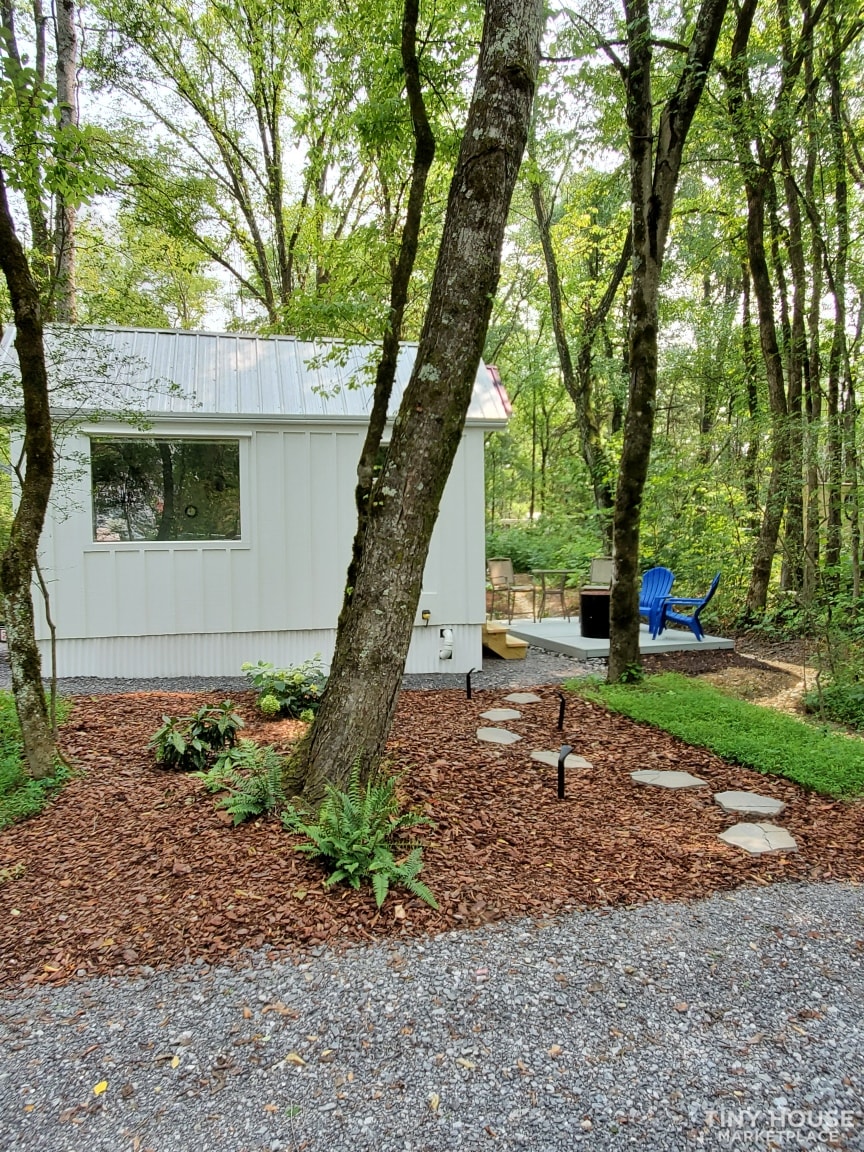 Tiny Farmhouse For Sale - Image 1 Thumbnail