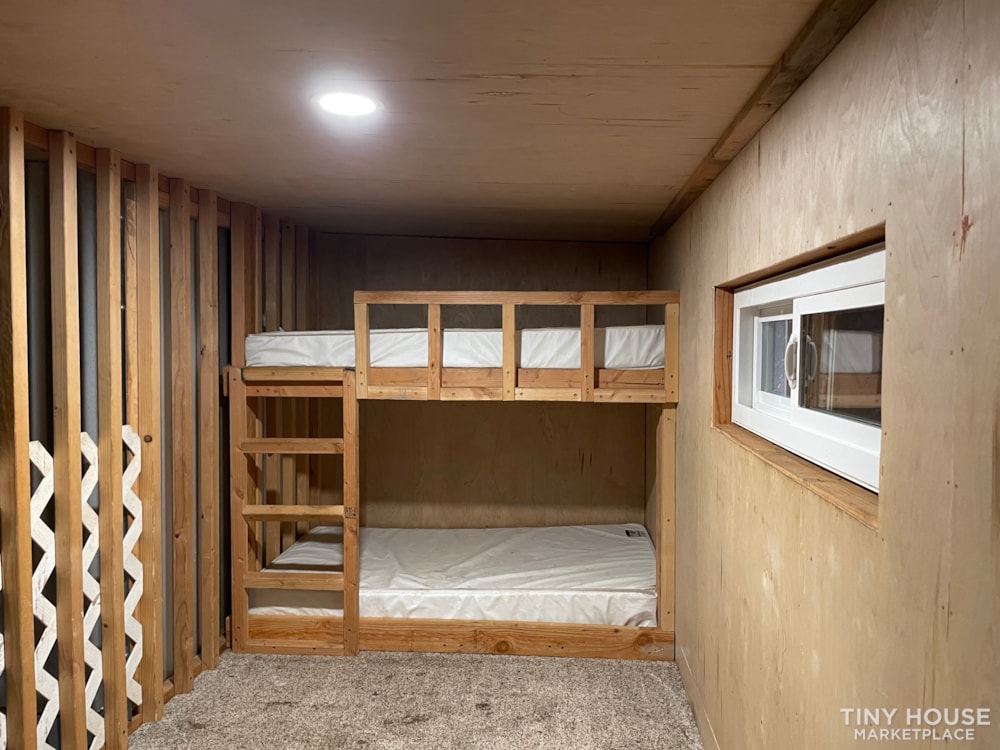 Tiny home - Image 3 Thumbnail