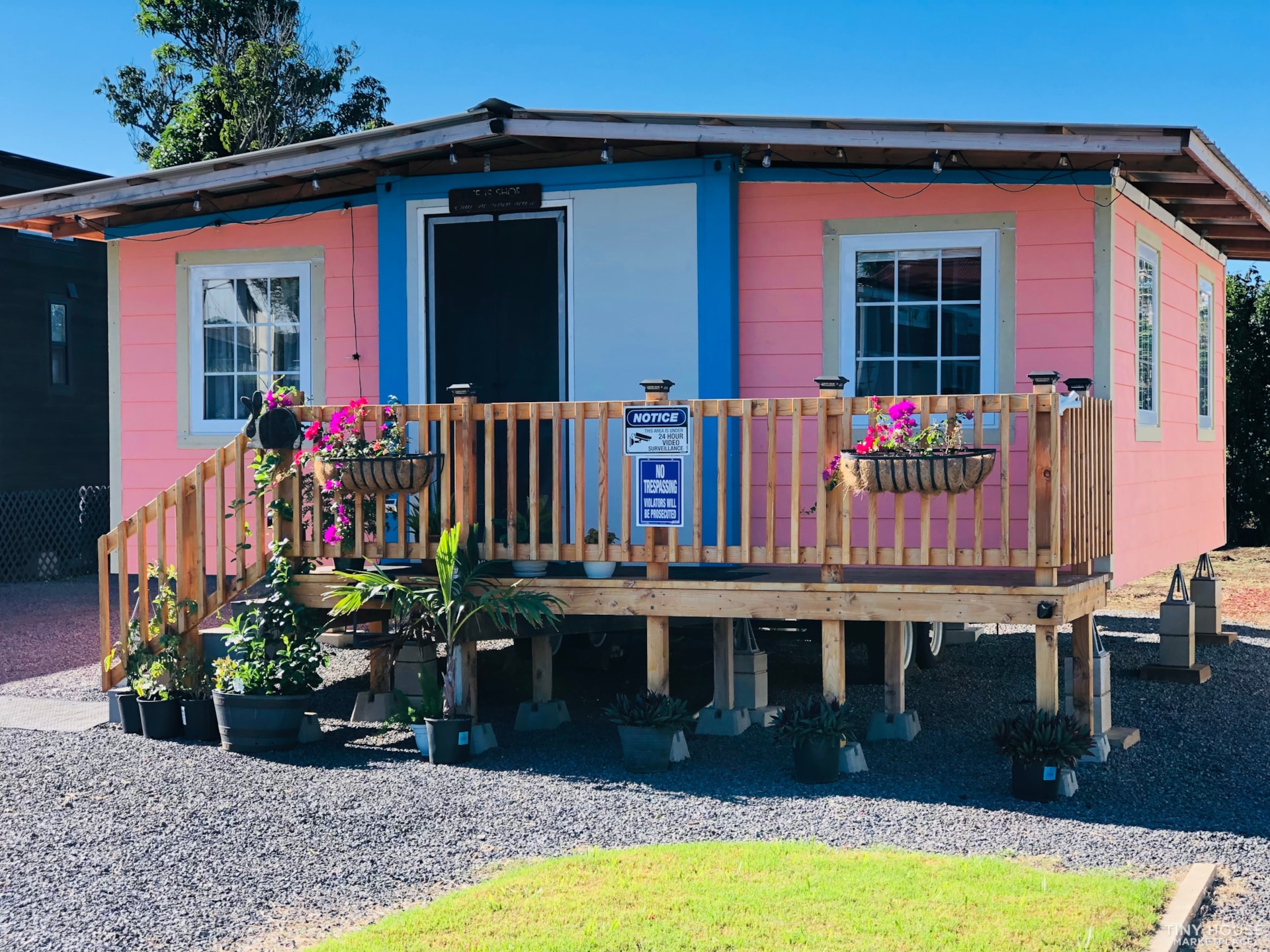Tiny Home 4 Sale - Image 1 Thumbnail