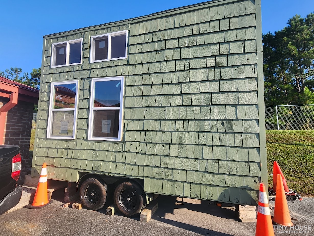 Tiny Home 8'x16' on Wheels