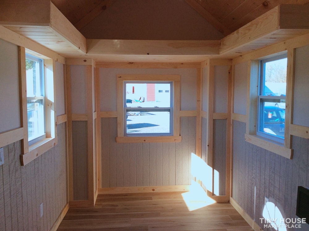 Tiny Home 8ft wide x 24ft long - Built & Ready to Move - Image 3 Thumbnail