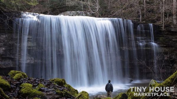 Tiny Home DIY Amish Cabins. Short walk to 4 waterfalls. Hike 50+ miles trails - Image 1 Thumbnail
