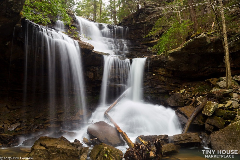 Tiny Home DIY Amish Cabins. Short walk to 4 waterfalls. Hike 50+ miles trails - Image 3 Thumbnail