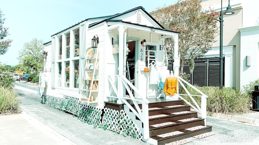 Tiny Home Dream Boutique - Image 3 Thumbnail