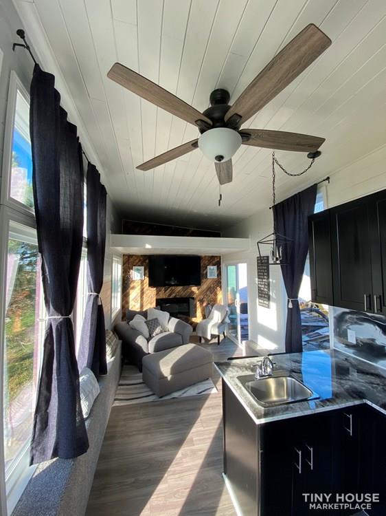 Tiny in a BIG way! (price reduced)