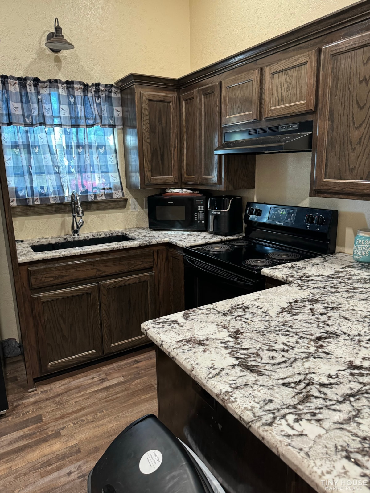 Tiny Home for Sale! - Image 4 Thumbnail