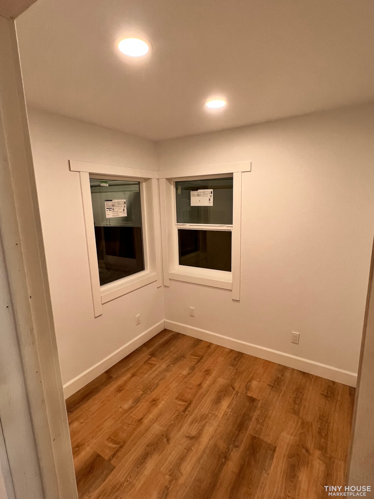 Tiny Home for sale 30’ x 8’6” built on DOT approved trailer.  - Image 4 Thumbnail