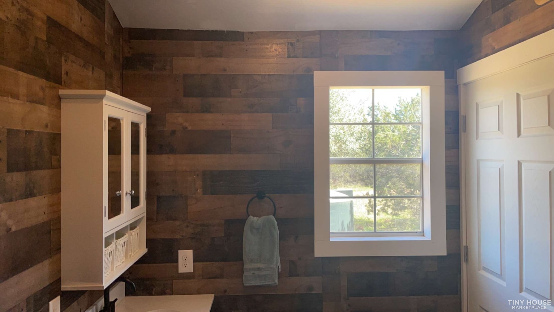 Tiny home for sale 32x12 - Image 2 Thumbnail
