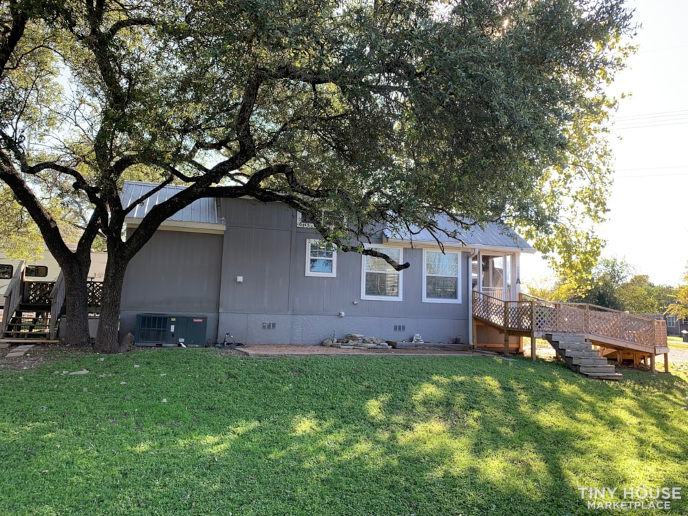 Charming Loft House for Sale - Austin, Texas  - Image 3 Thumbnail