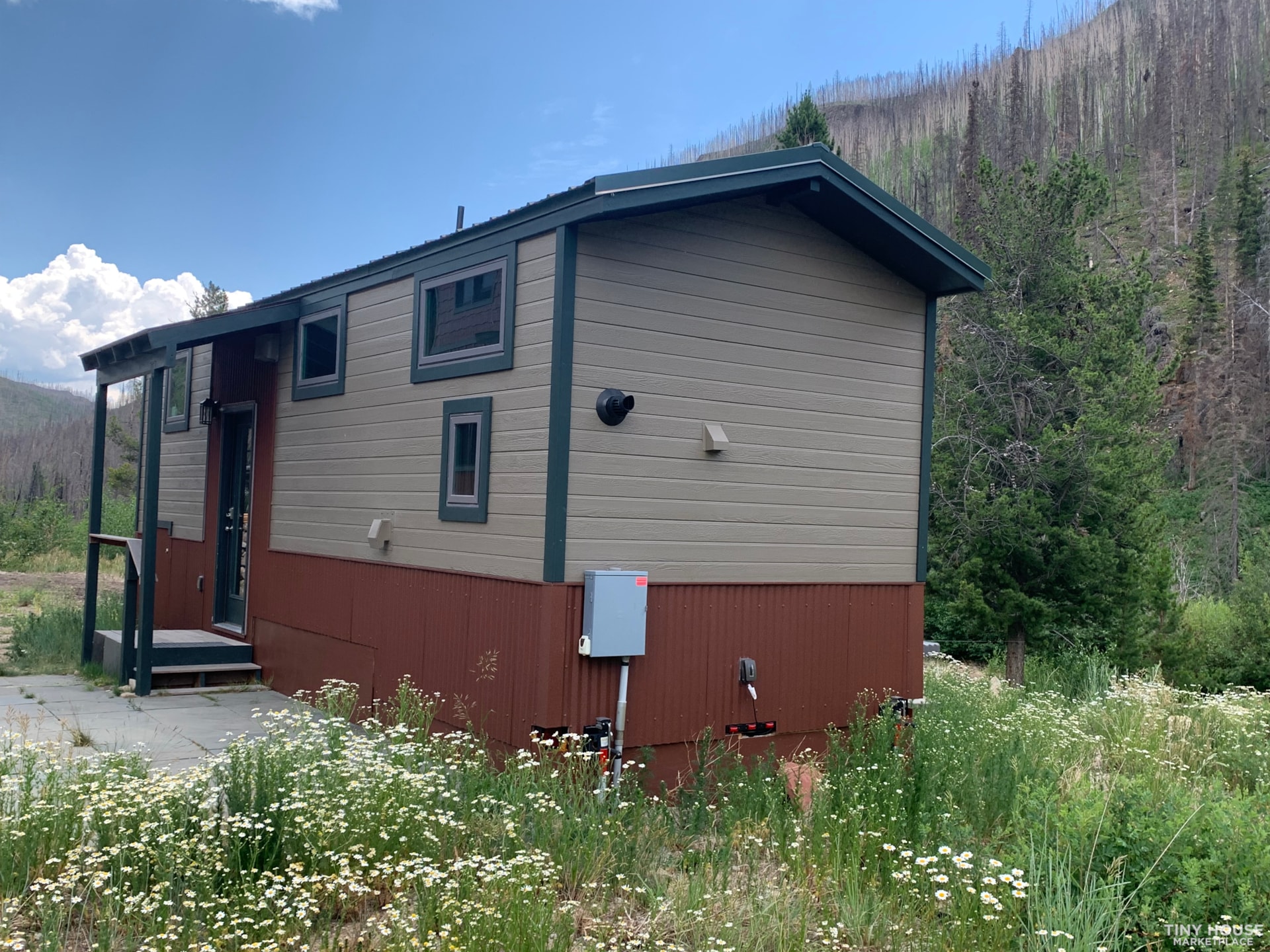 Tiny Home For Sale in Colorado - Image 2 Thumbnail