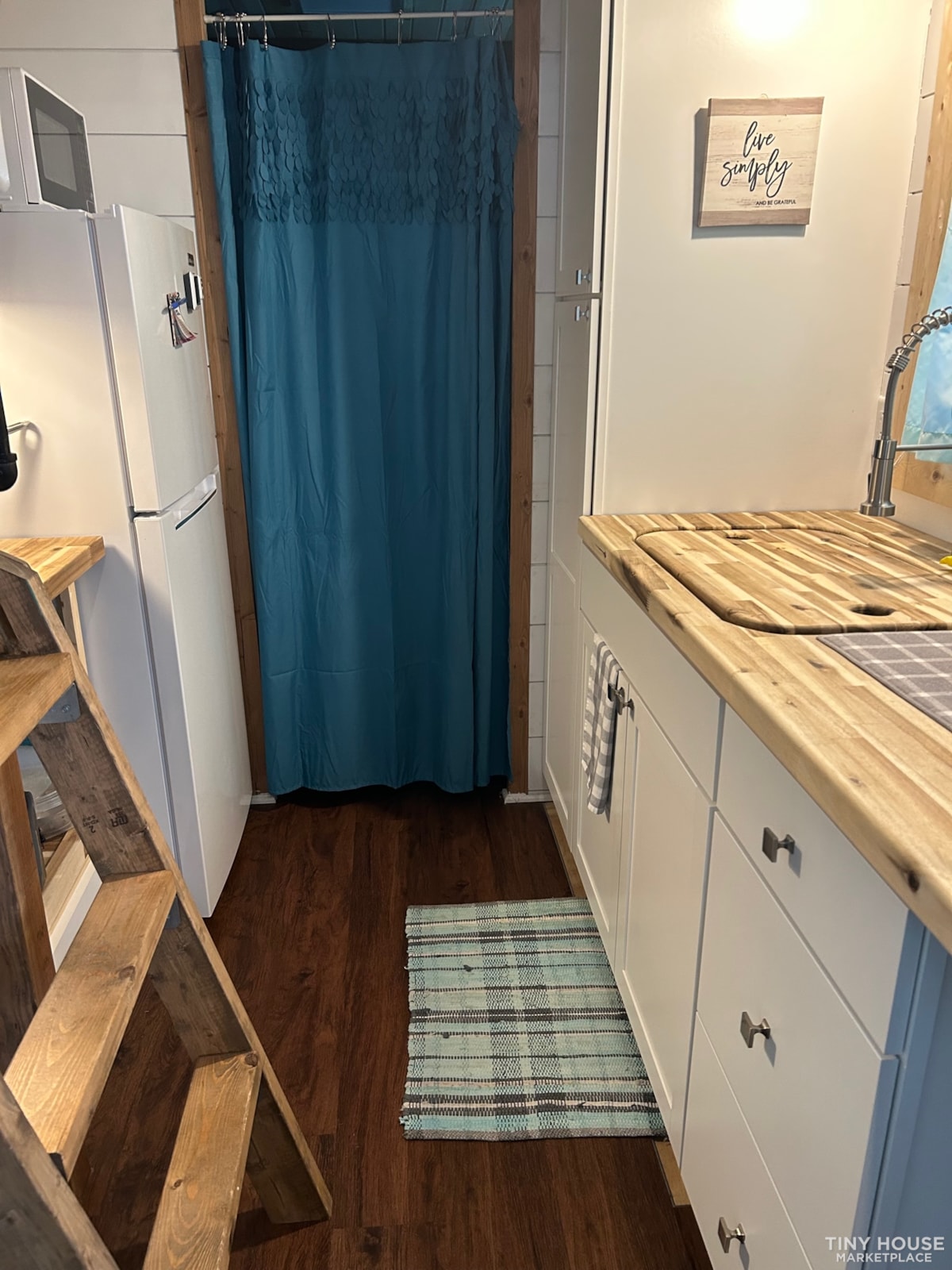Tiny Home on wheels - Image 2 Thumbnail