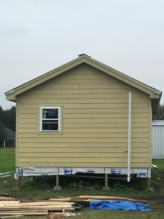 Tiny Home in Hardin, Tx - Image 2 Thumbnail