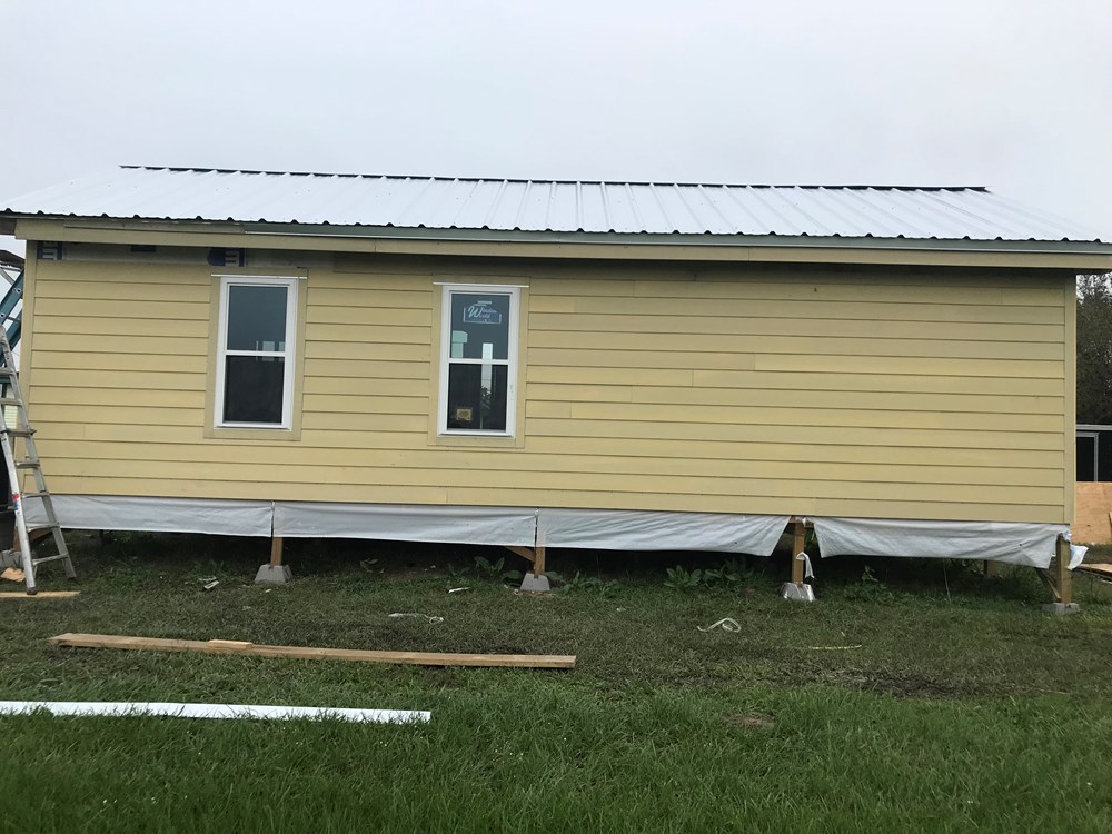 Tiny Home in Hardin, Tx - Image 3 Thumbnail