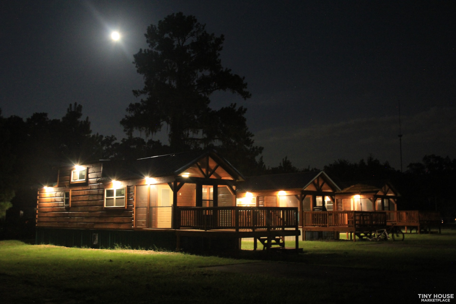 Tiny Home Log Cabin