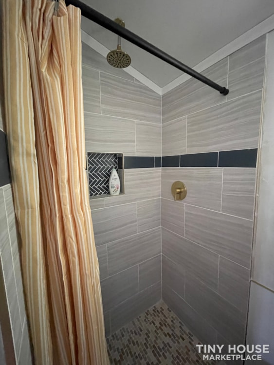 Tiny Home MN - Image 4 Thumbnail