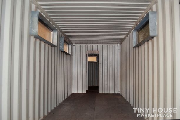 Tiny Home/Office/Container Home - Image 2 Thumbnail