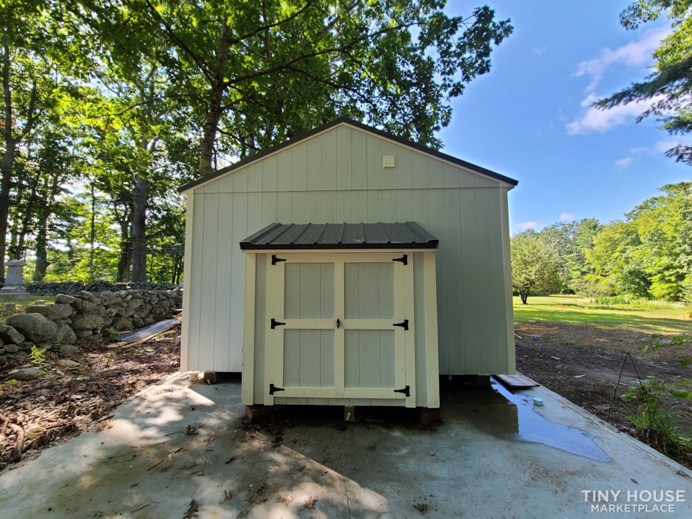 Tiny Home on Skids - Image 4 Thumbnail