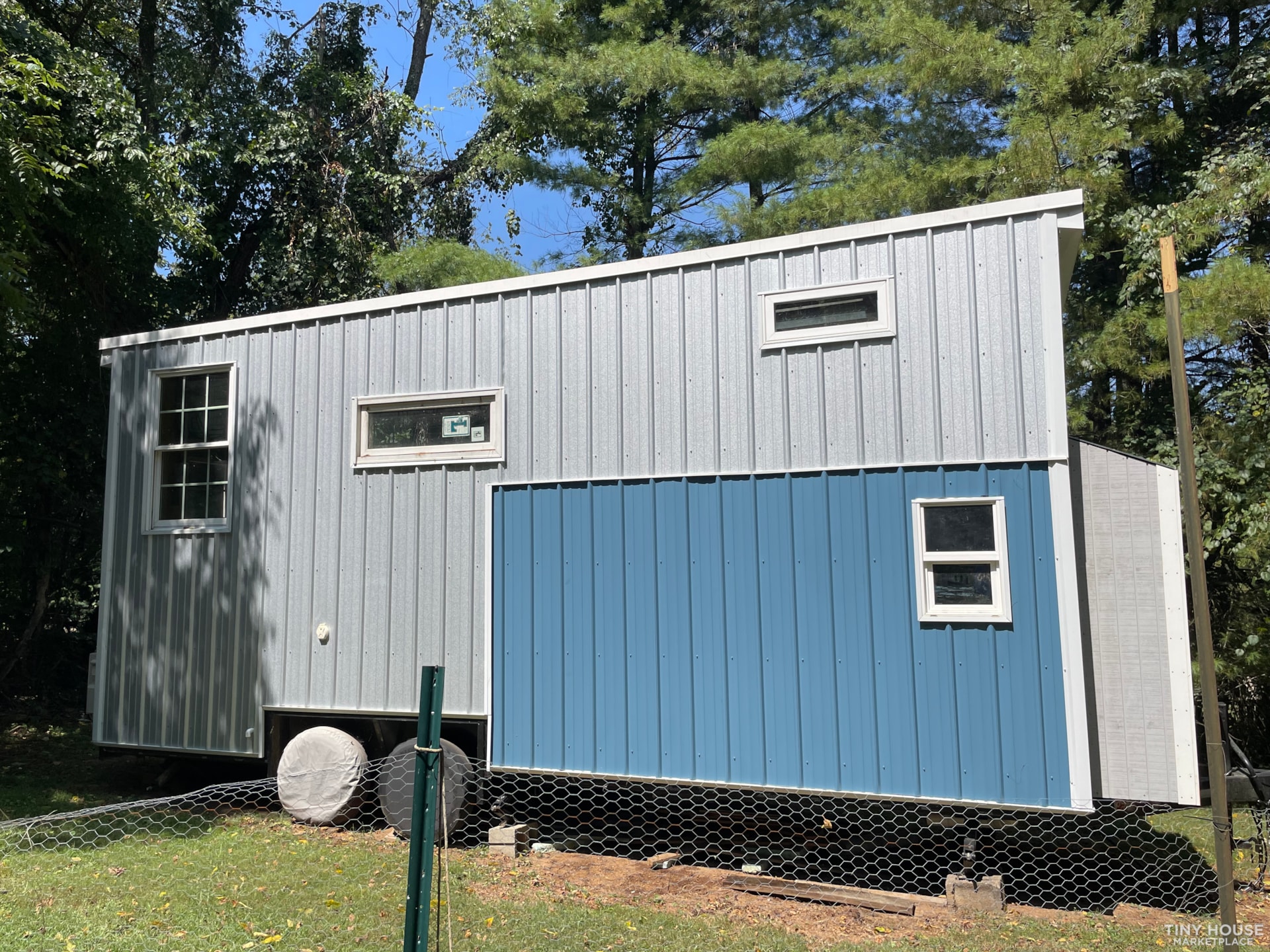 Tiny Home on Wheels (New) w/ Skylight - Image 1 Thumbnail