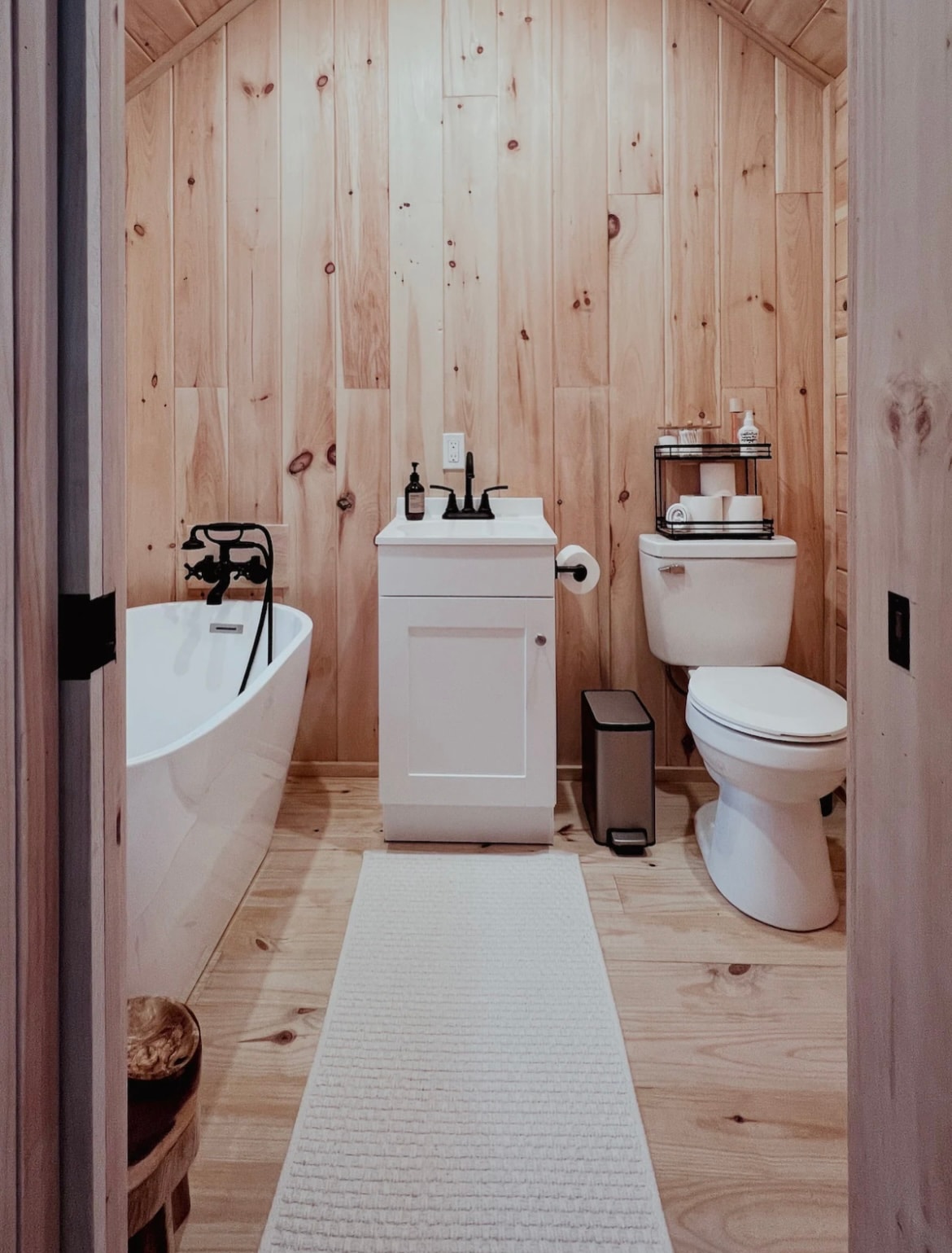 Tiny Home on Wheels with Space Efficient Interior - Image 3 Thumbnail