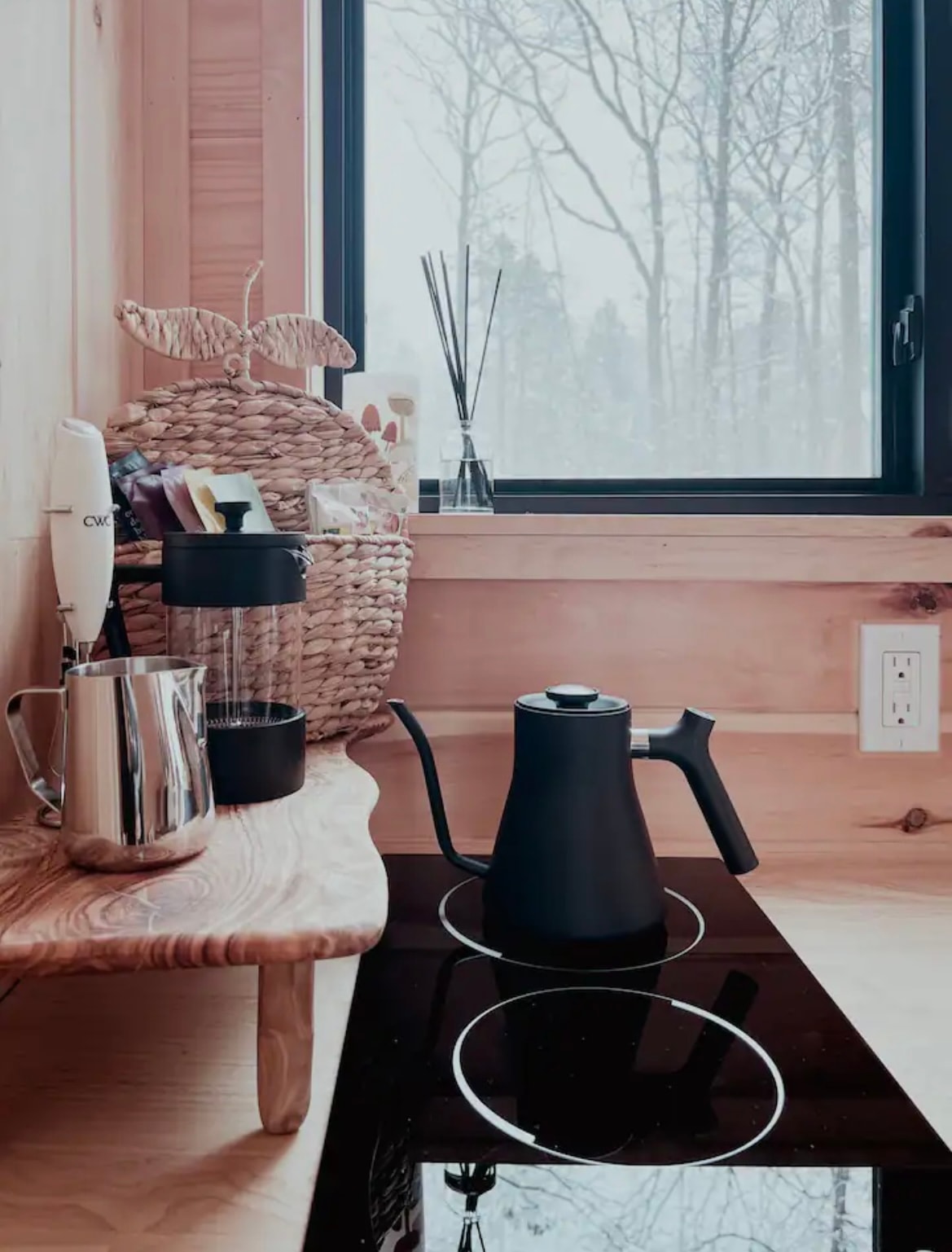Tiny Home on Wheels with Space Efficient Interior - Image 5 Thumbnail