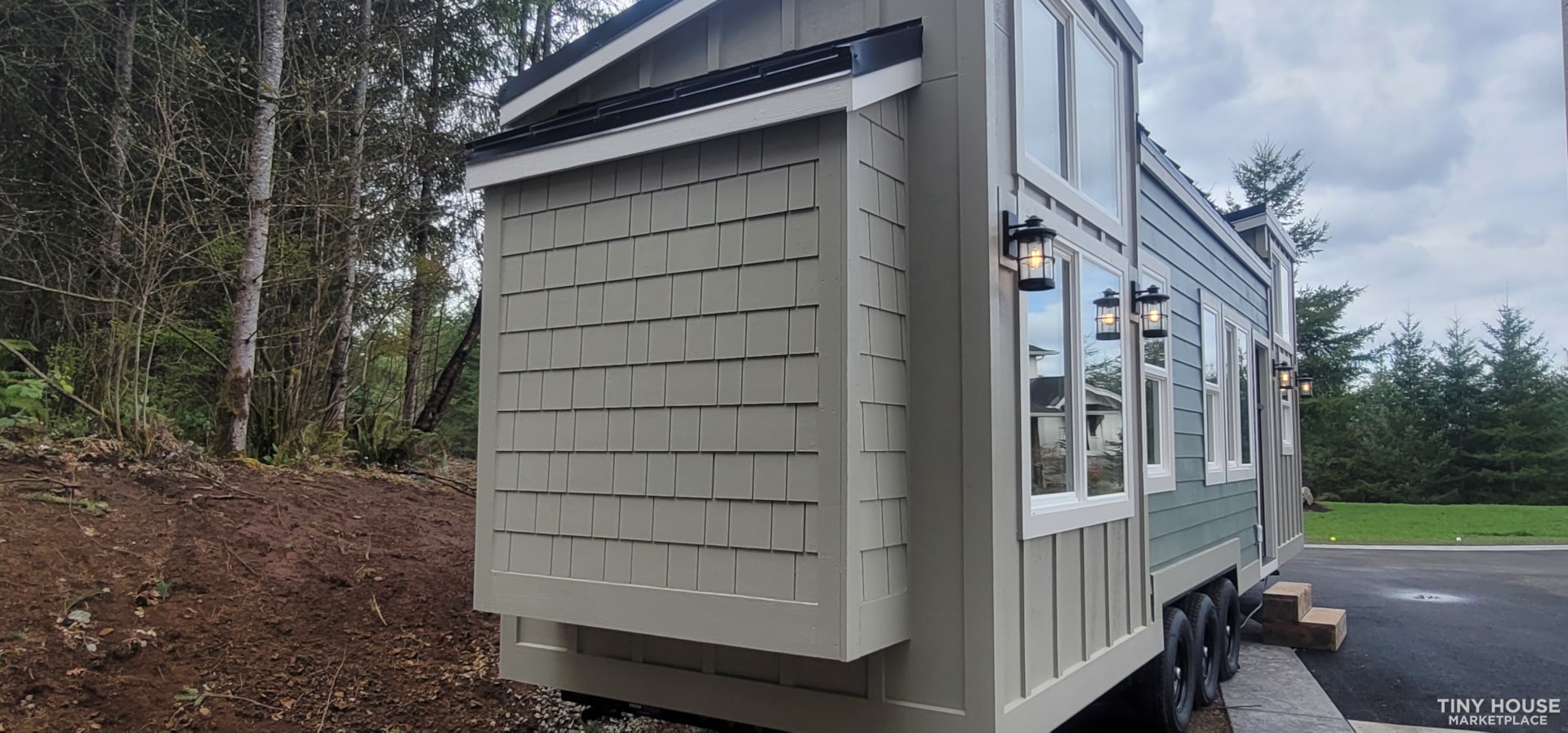 Tiny Home "The Breckenridge" - Image 3 Thumbnail