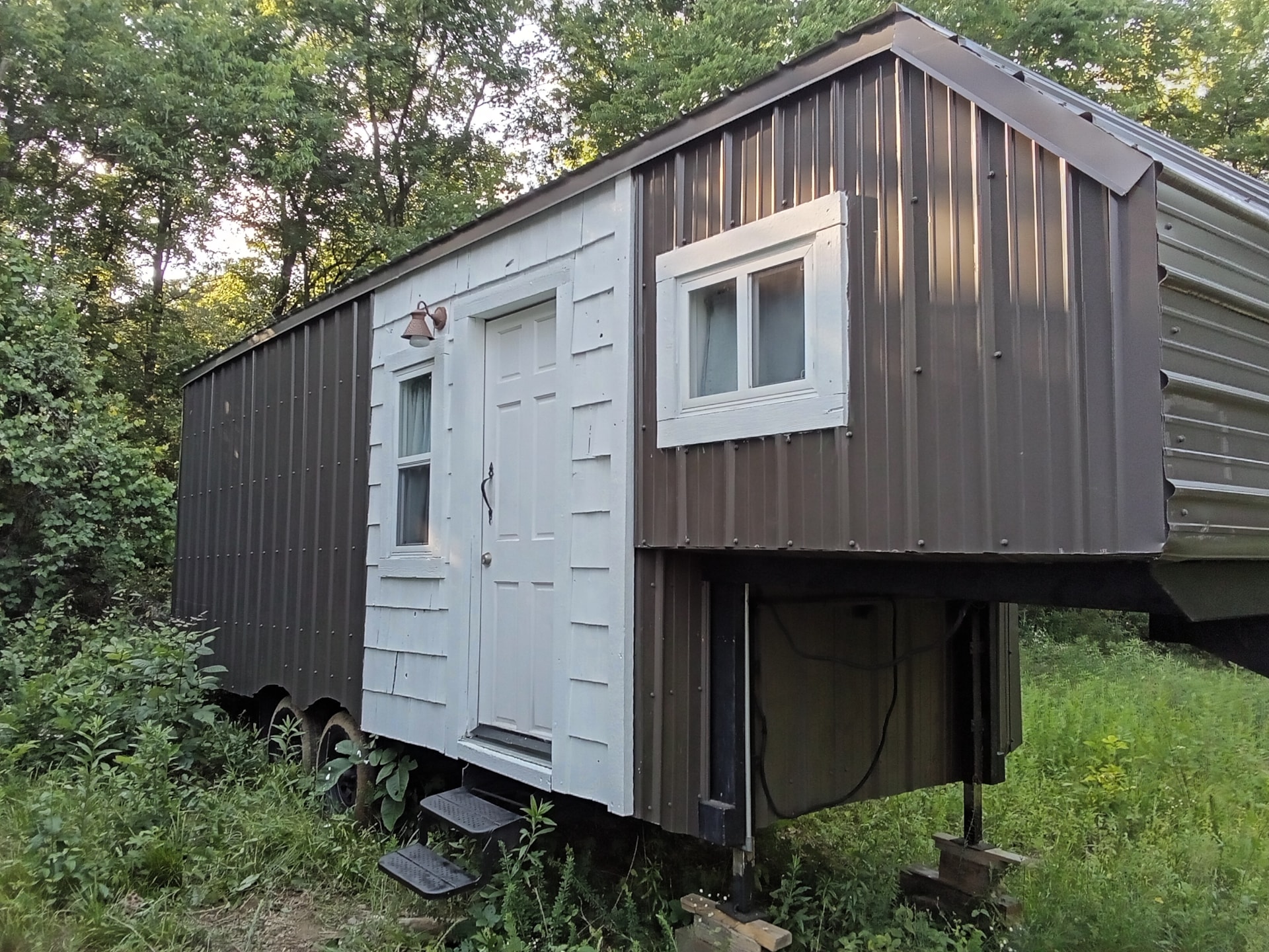 Tiny home (THOW)