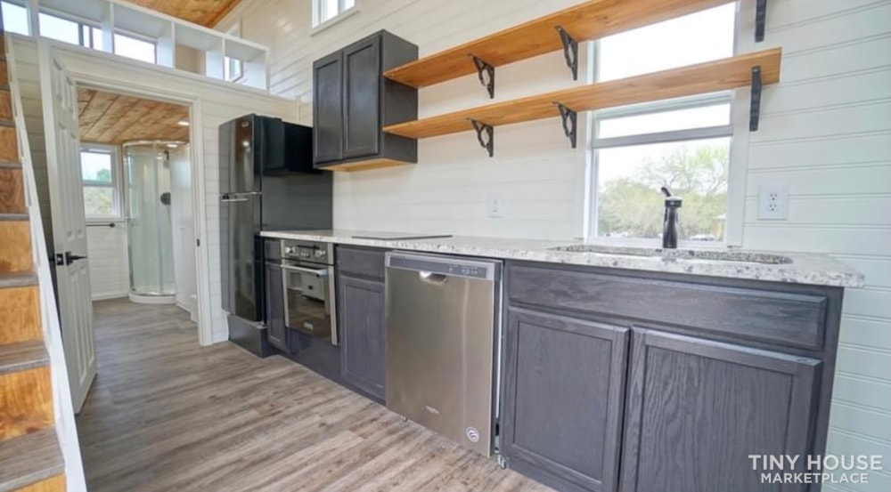 Tiny Home (THOW) all steel frame! - Image 3 Thumbnail
