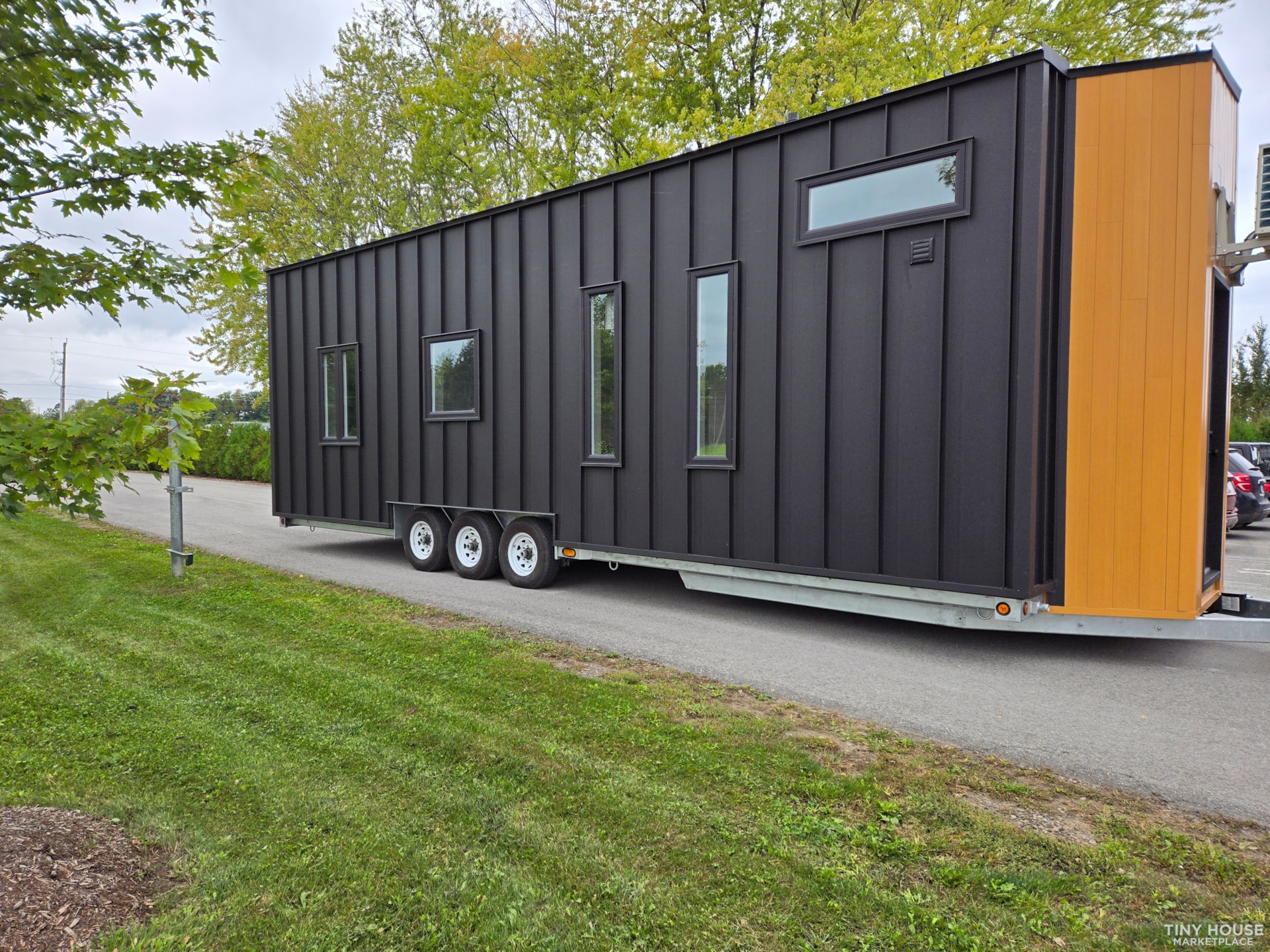 Tiny Homes on Wheels - Image 1 Thumbnail