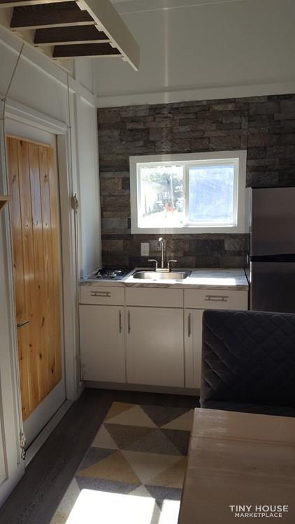 tiny house - Image 3 Thumbnail