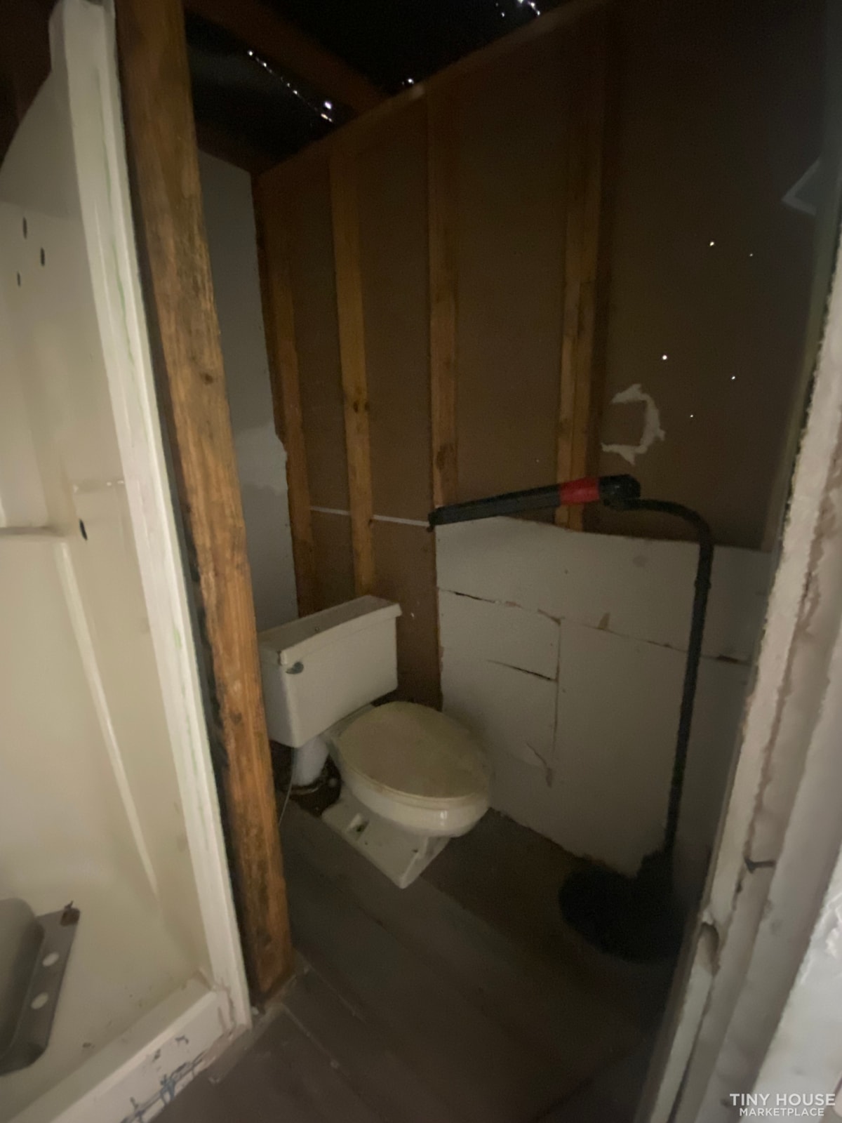 Tiny house 10’ x 16’ $10,000 Florida - Image 3 Thumbnail