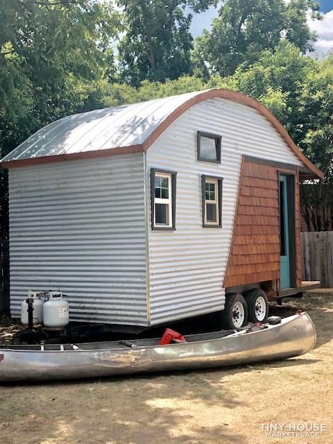 Tiny house - Image 2 Thumbnail