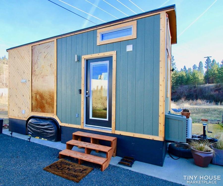 Tiny House 2017 Model RVIA Certified - Image 2 Thumbnail