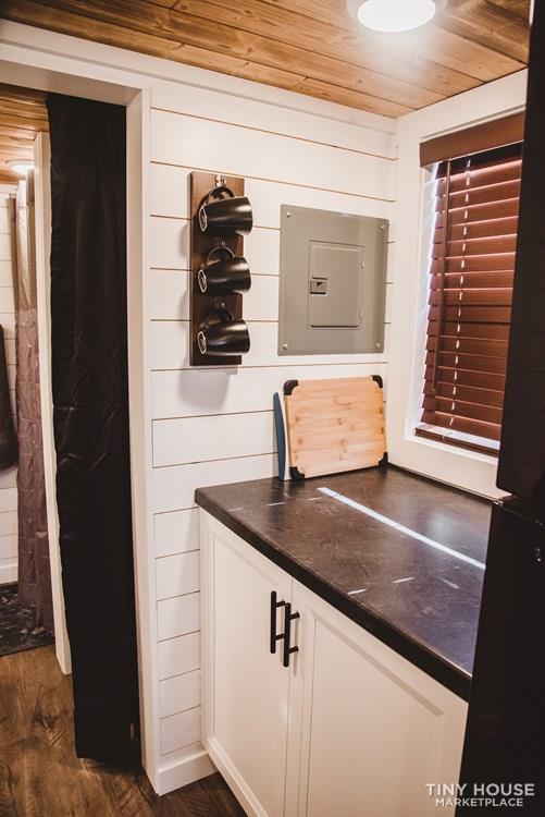 Tiny House - Image 4 Thumbnail