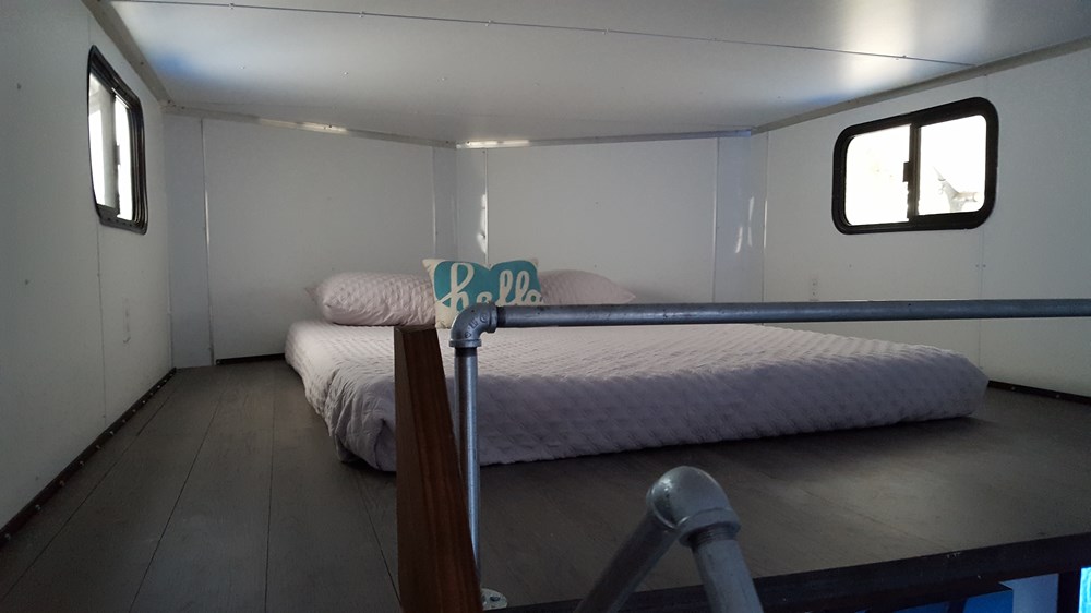 tiny house - Image 2 Thumbnail