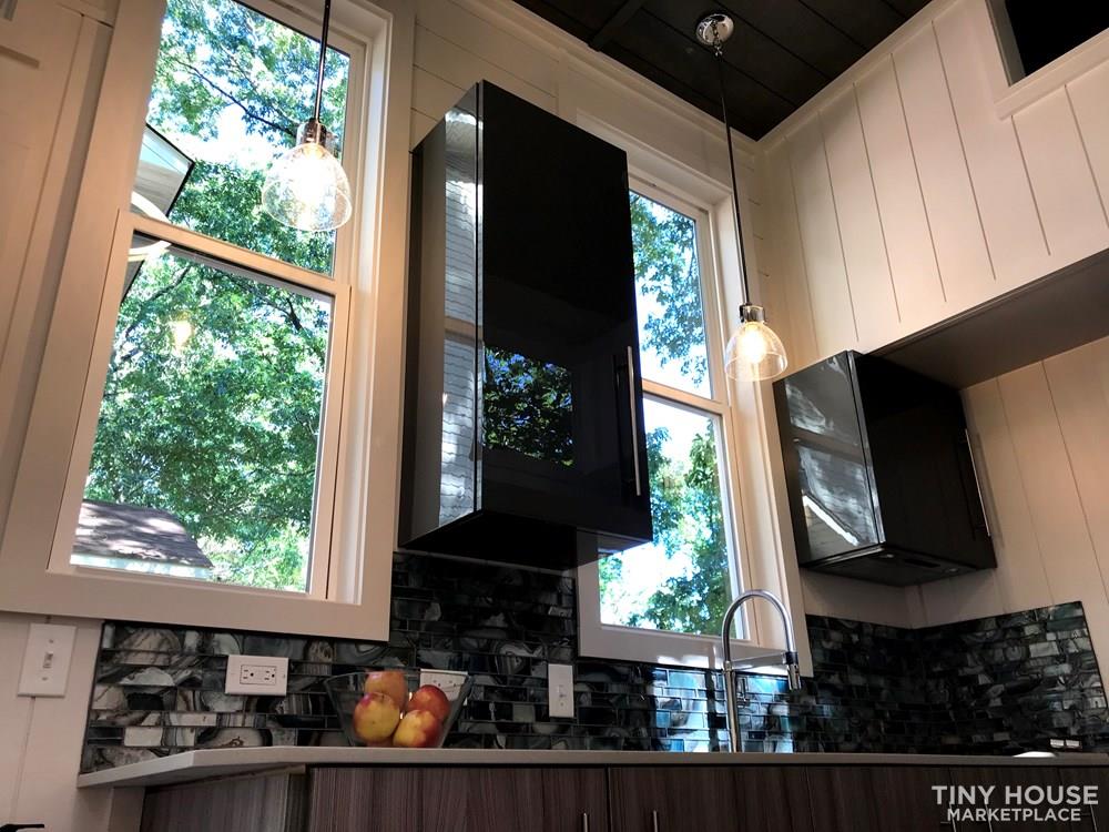 Custom-built,  NOAH-certified, Modern Tiny House  - Image 3 Thumbnail