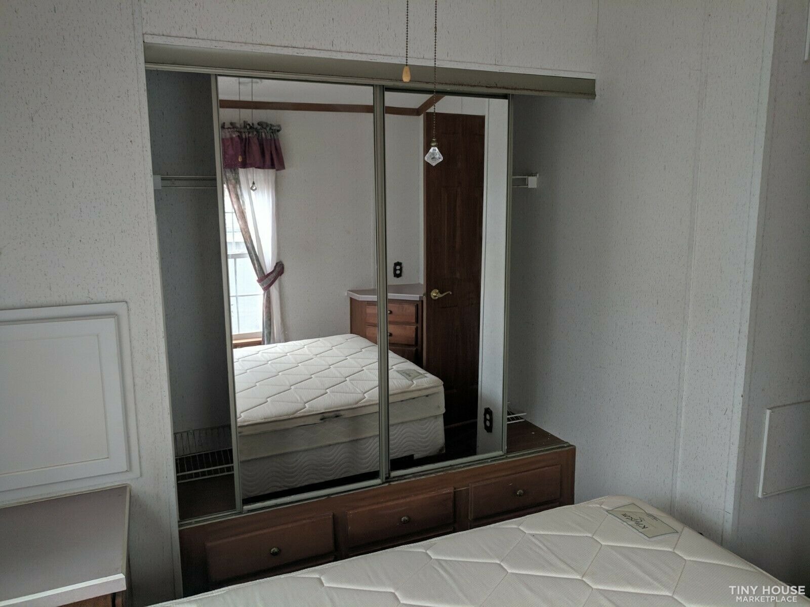Tiny House Baycrest - Image 3 Thumbnail