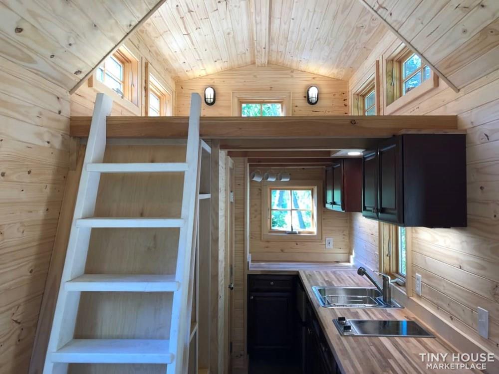 Brand New Tiny House on Wheels w/custom finishes - Image 2 Thumbnail