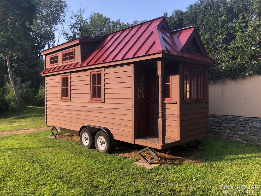 Brand New Tiny House on Wheels w/custom finishes - Image 3 Thumbnail