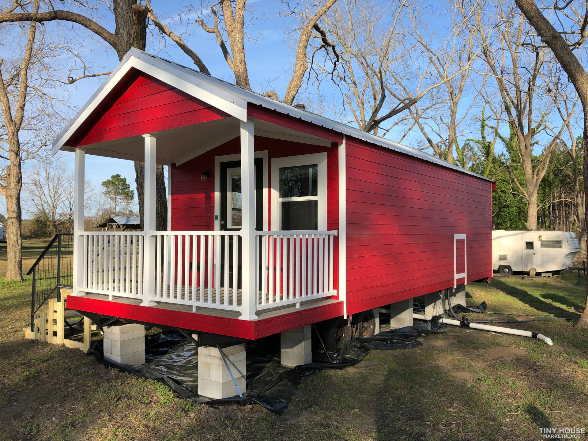 Tiny House / Cabin - Image 1 Thumbnail