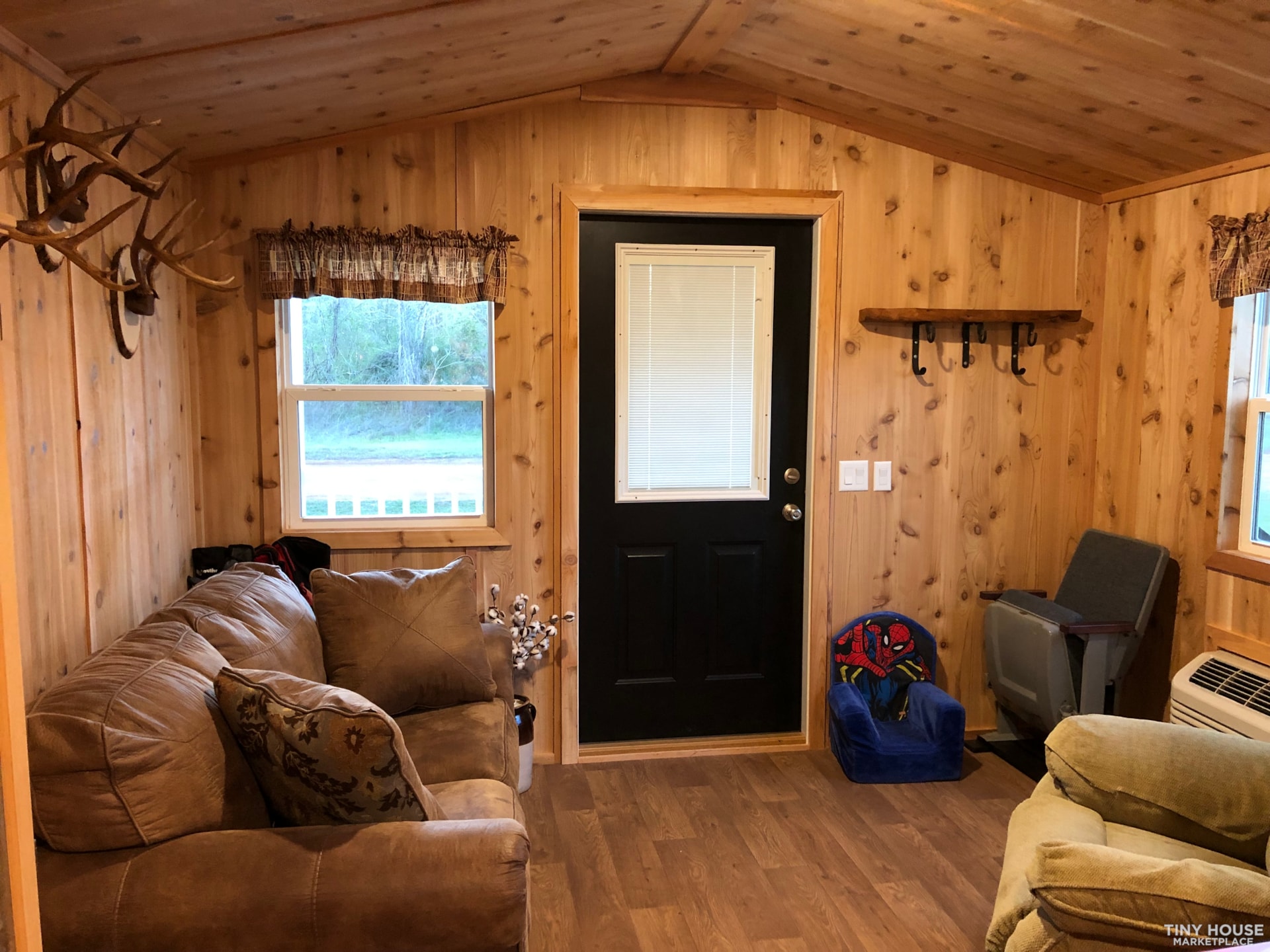 Tiny House / Cabin - Image 4 Thumbnail