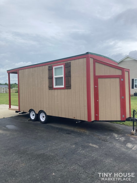 Tiny house/camper - Image 2 Thumbnail