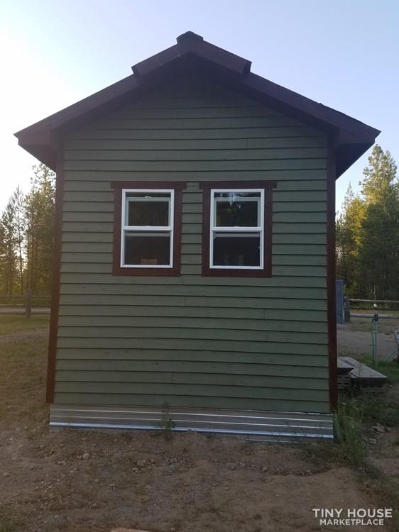 Tiny House - Cute & Cozy (full bathroom!) - Image 4 Thumbnail