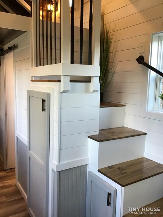 Tiny house for sale - Image 4 Thumbnail