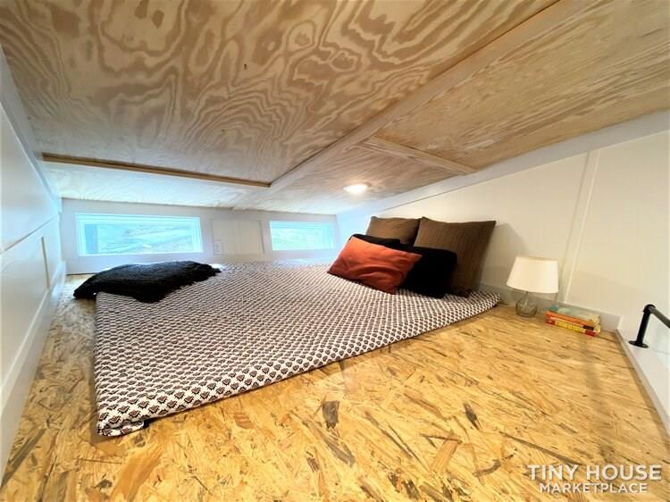 Tiny House for Sale - Image 4 Thumbnail